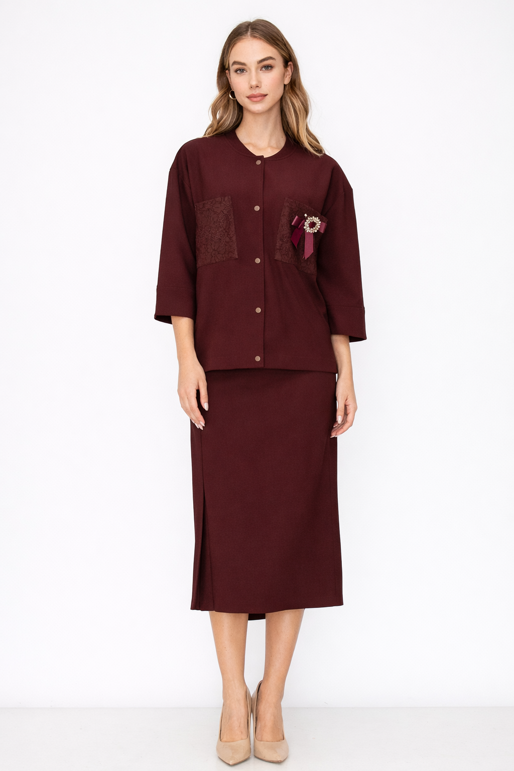 Kyle Crepe Knit with Detachable Ribbon Brooch