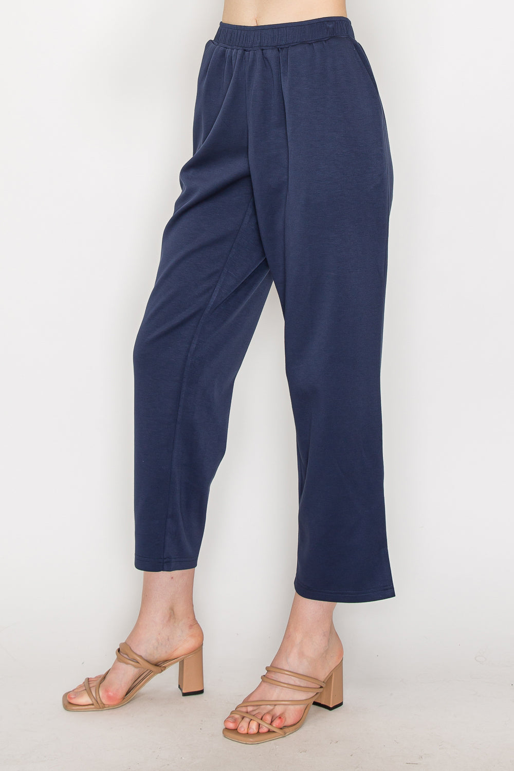 Kamie Stretch Pointe Knit Pant
