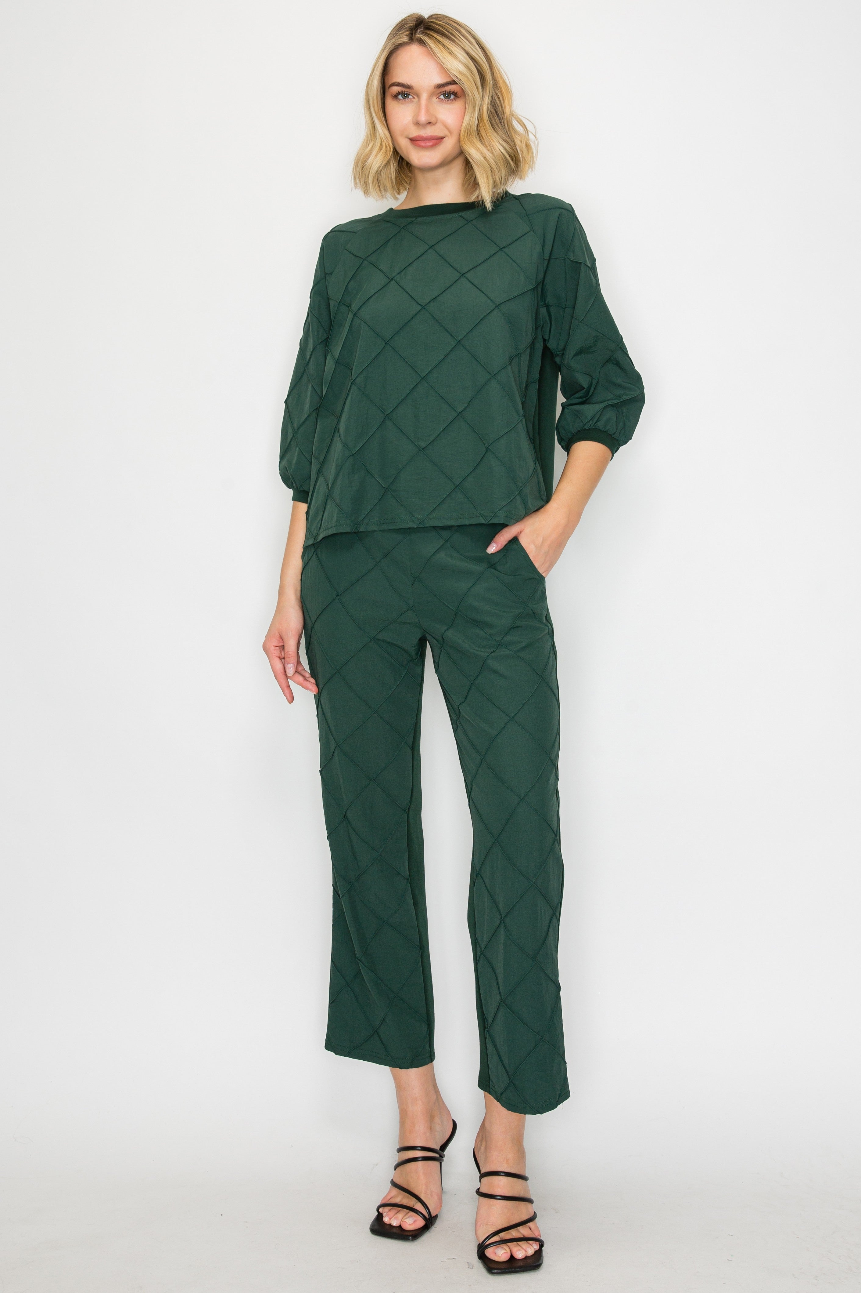 Jamila Stetch Knit Pointe with Textured Woven Pants