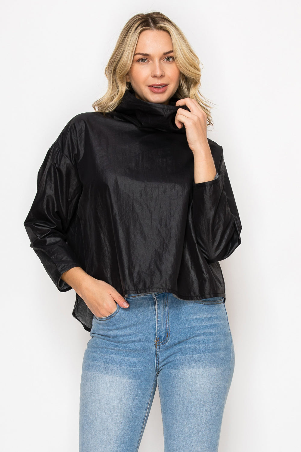 Joda Woven Loose Turtle Neck Top