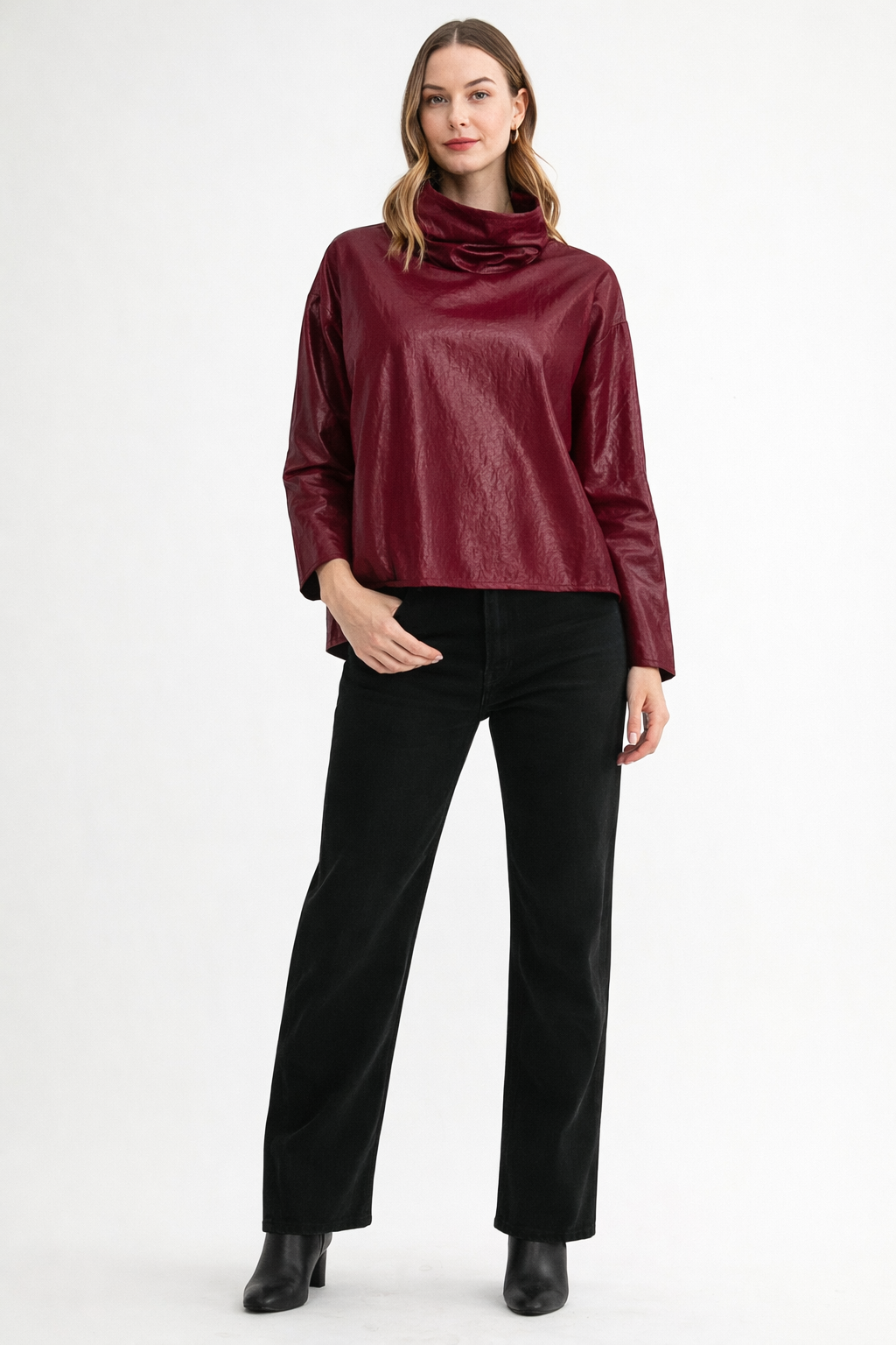 Joda Woven Loose Turtle Neck Top