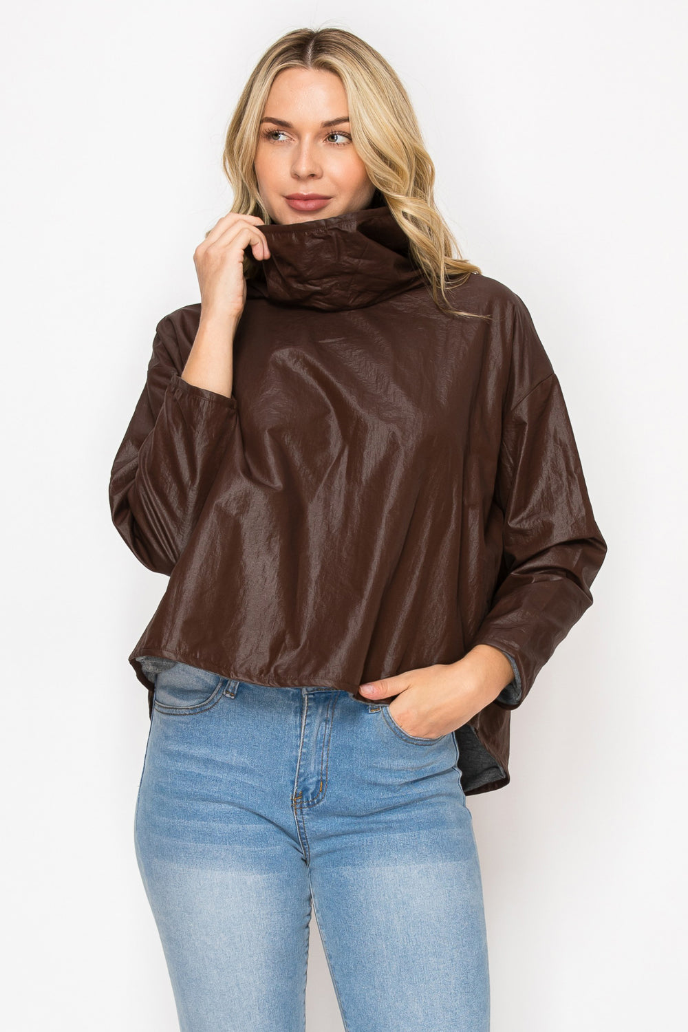 Joda Woven Loose Turtle Neck Top