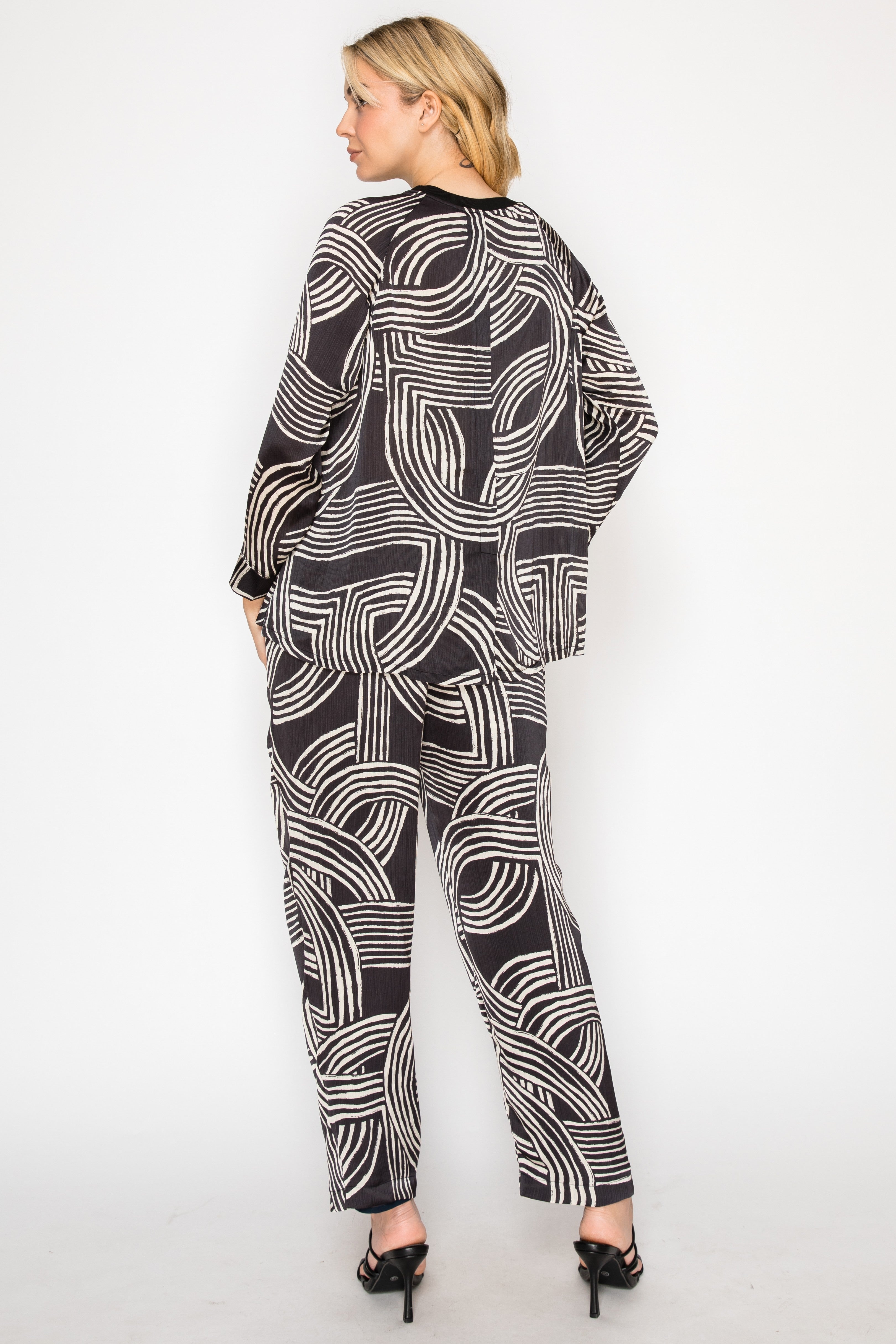 Johnna Woven Print Pant