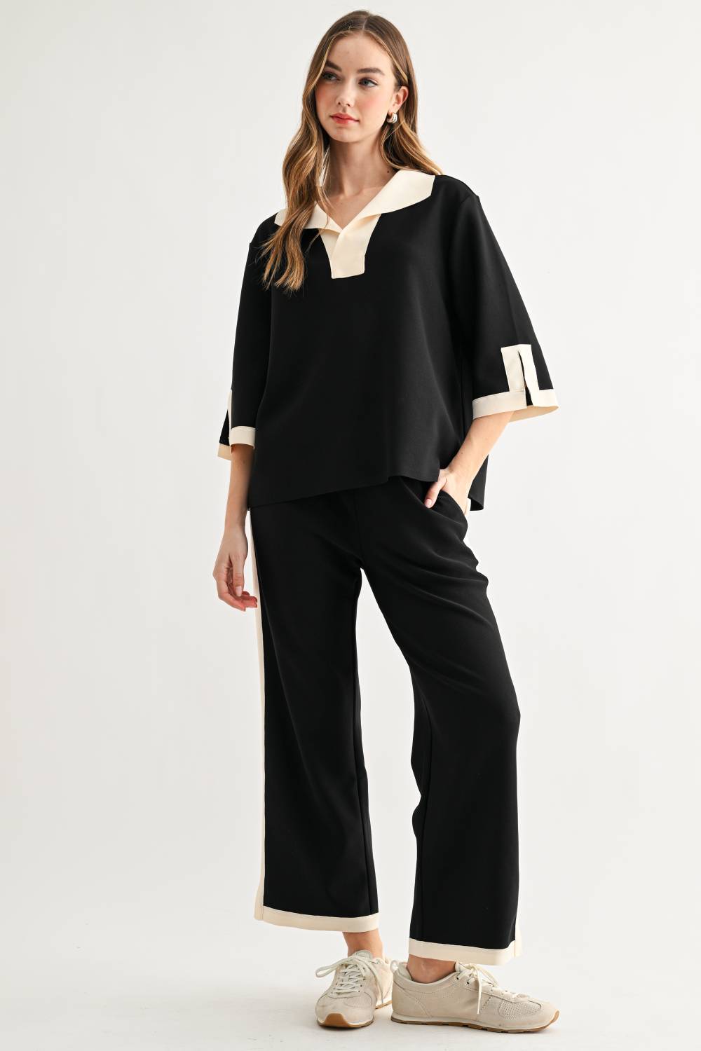 Katherine Contrast Collar Short Sleeve Top