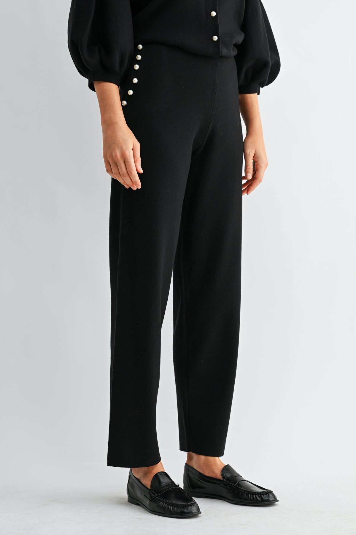 Sherwin Knitted Pant with Pearls