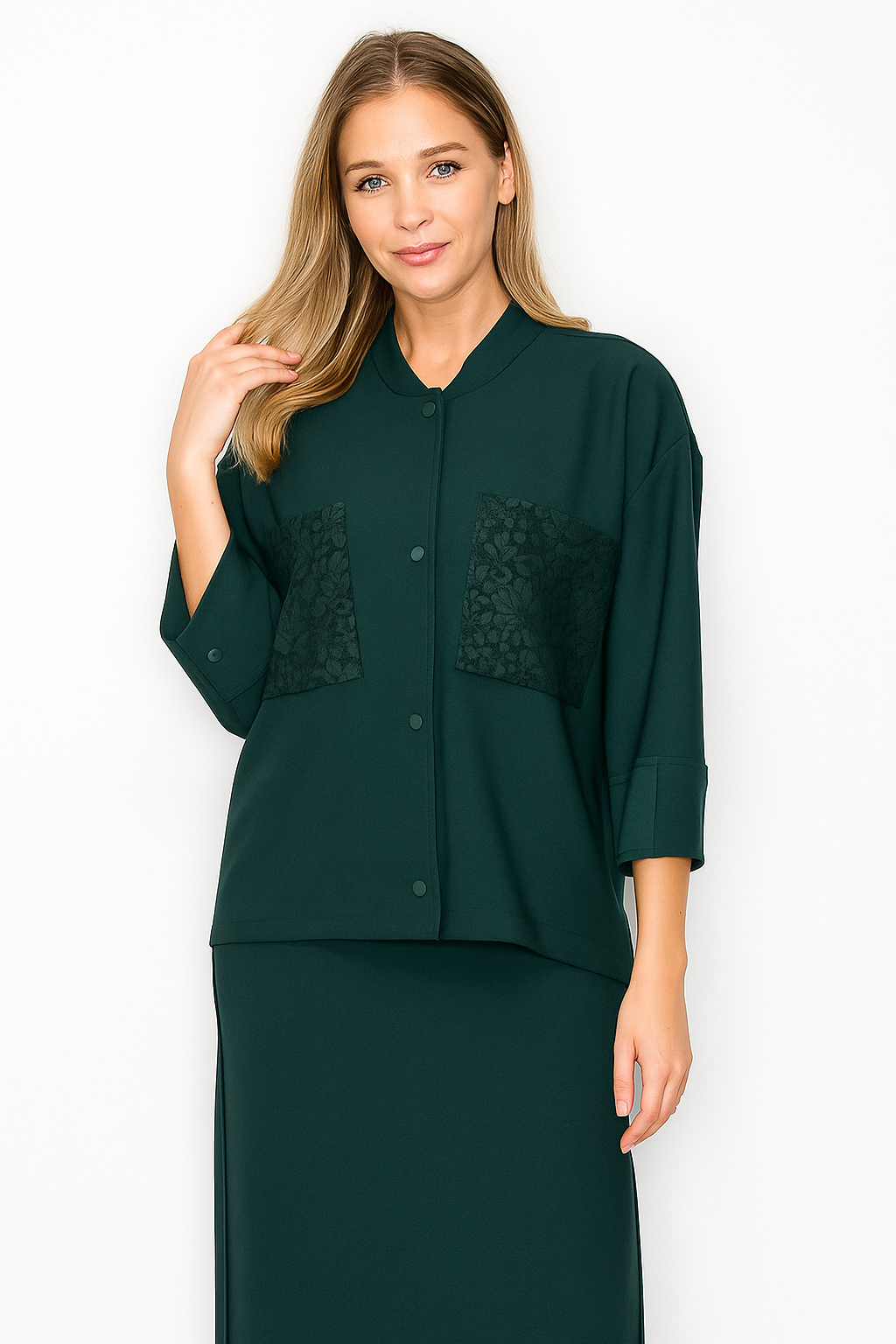 Kyle Crepe Knit with Detachable Ribbon Brooch