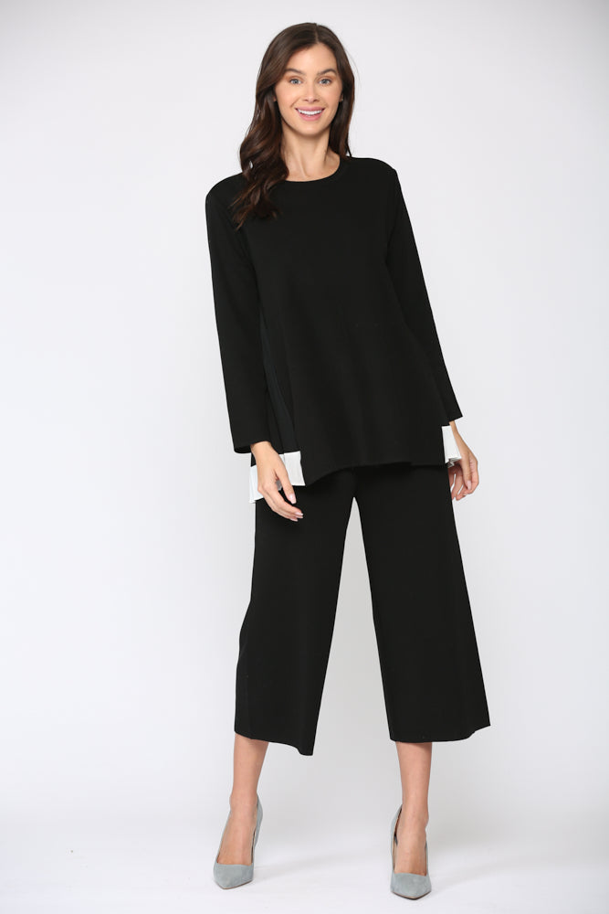 Summa Knitted Rib with Accordian Pleating Back