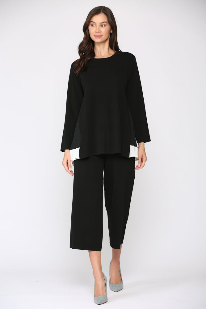 Summa Knitted Rib with Accordian Pleating Back