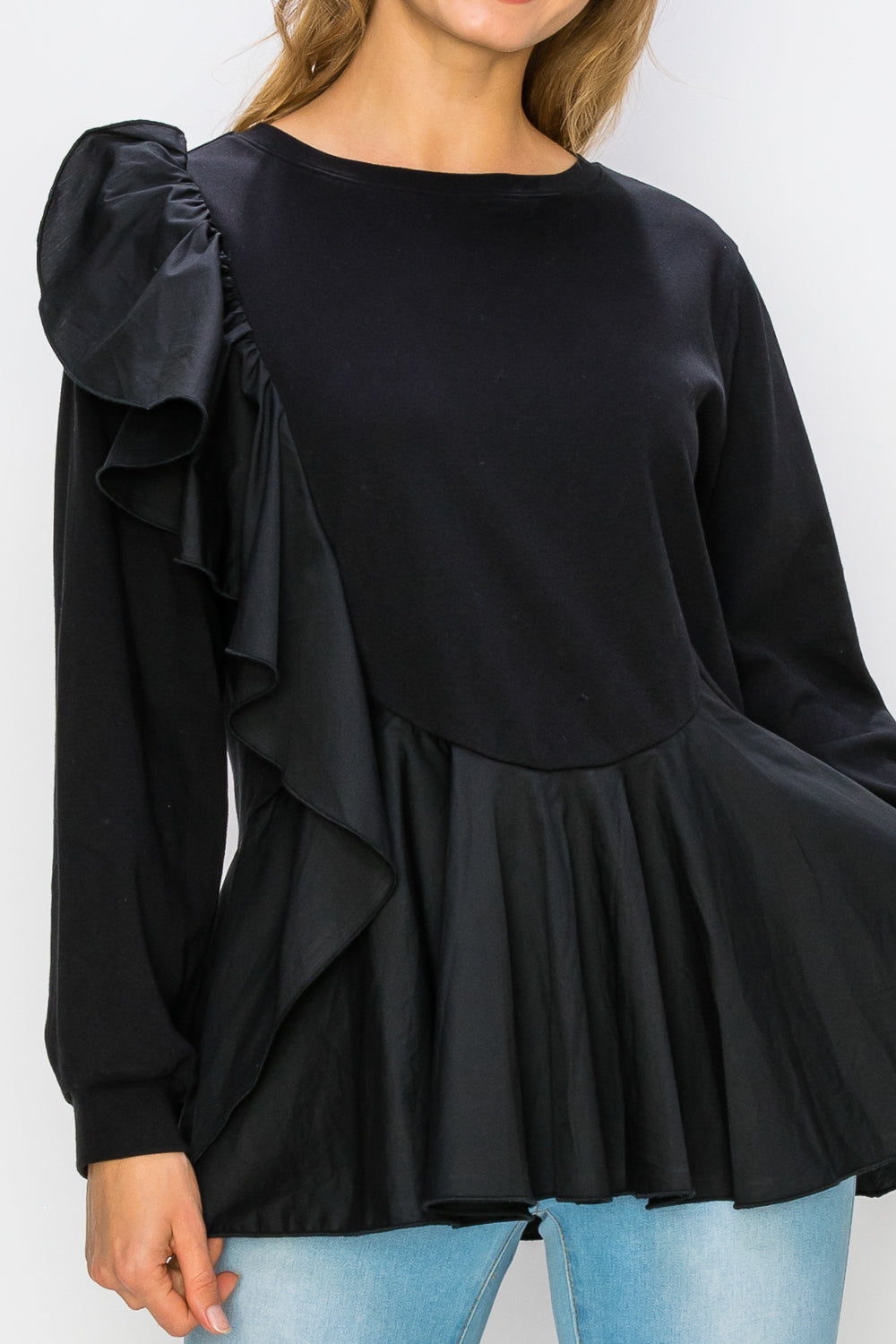 Reya Stretch Pointe Knit Ruffled Top