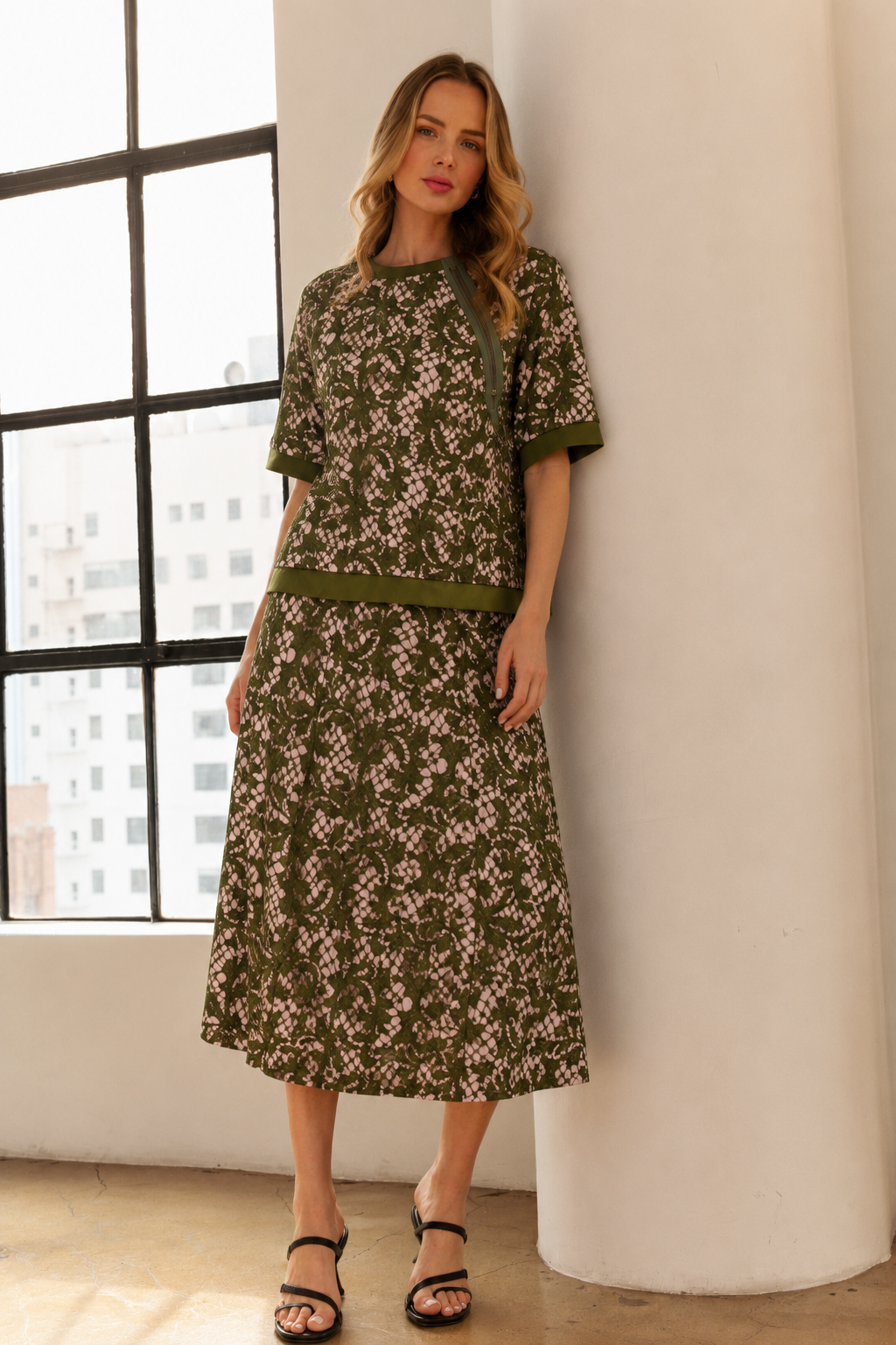 Wilder Lace & Satin Skirt