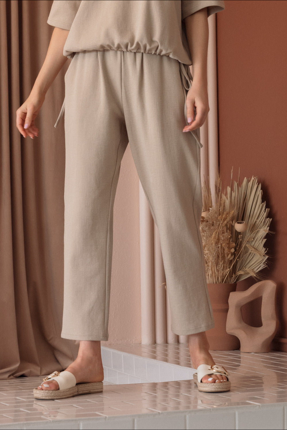 Kyrie Pant