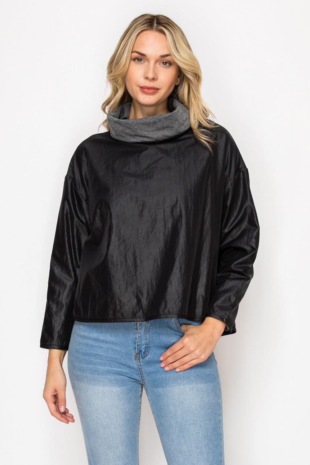 Joda Woven Loose Turtle Neck Top
