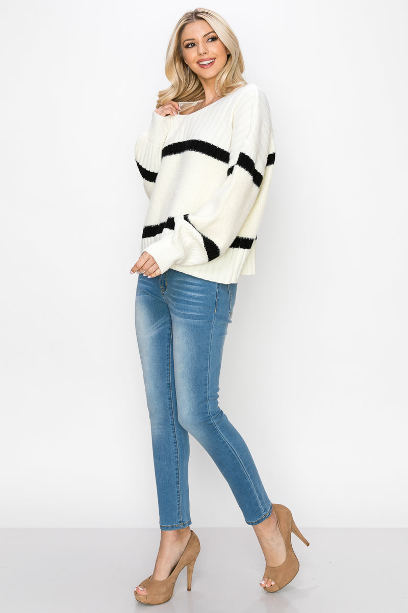 Siella Sweater Mixed with Ribbed Knit