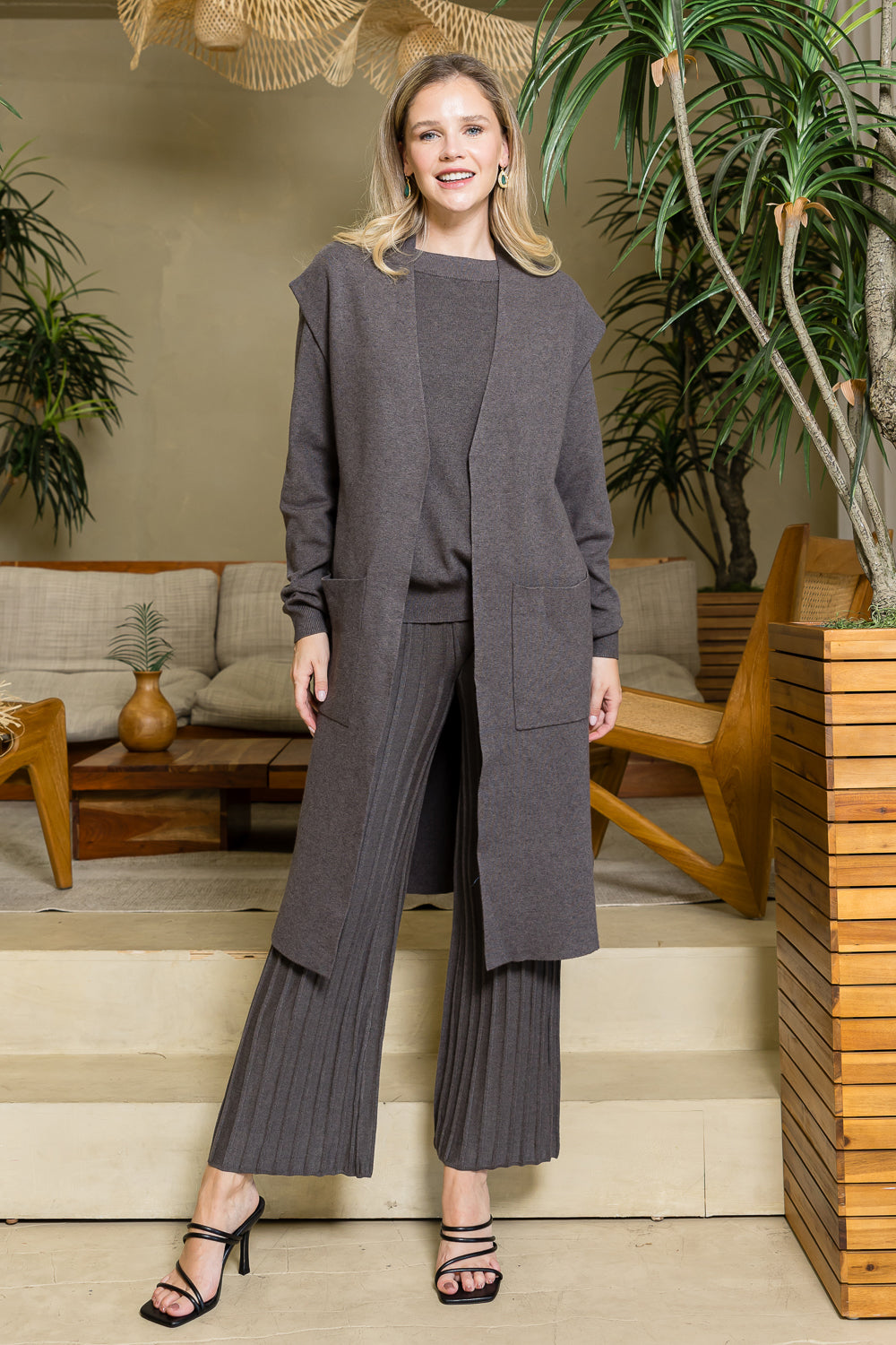 Sarie Stretch Knitted Sweater Vest