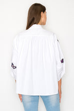 Load image into Gallery viewer, Willow Cotton Poplin Top with Butterfly Embroidery