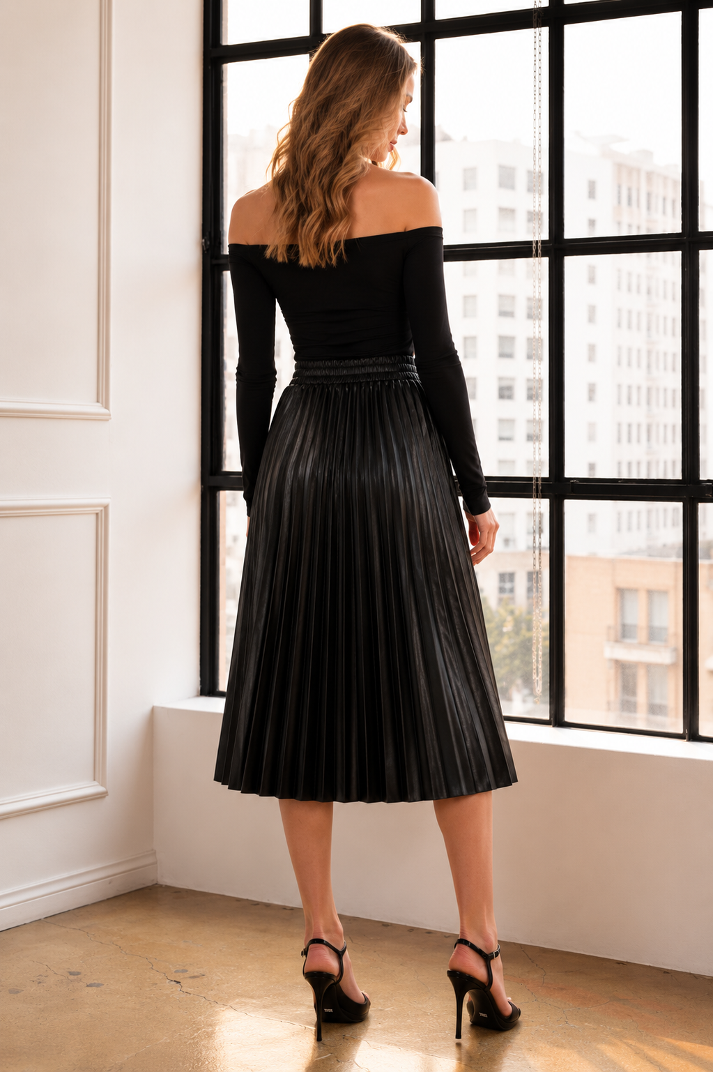 Lisa Pleated Leather Skirt