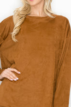 Load image into Gallery viewer, Adi Stretch Suede Top