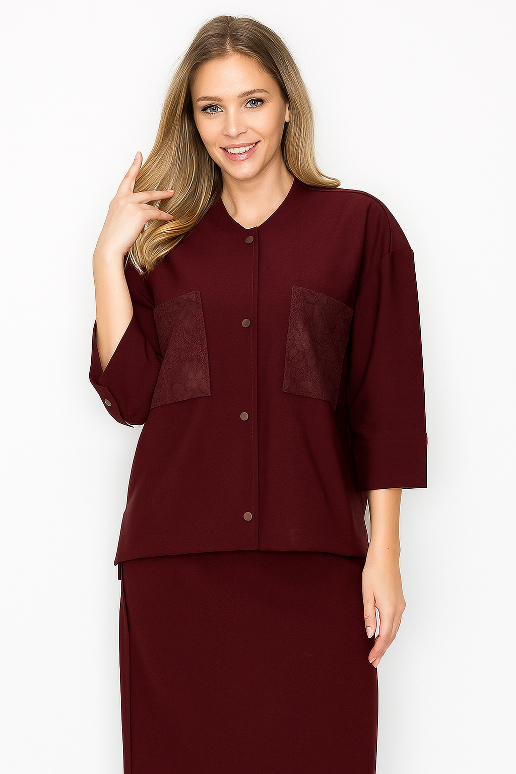 Kyle Crepe Knit with Detachable Ribbon Brooch