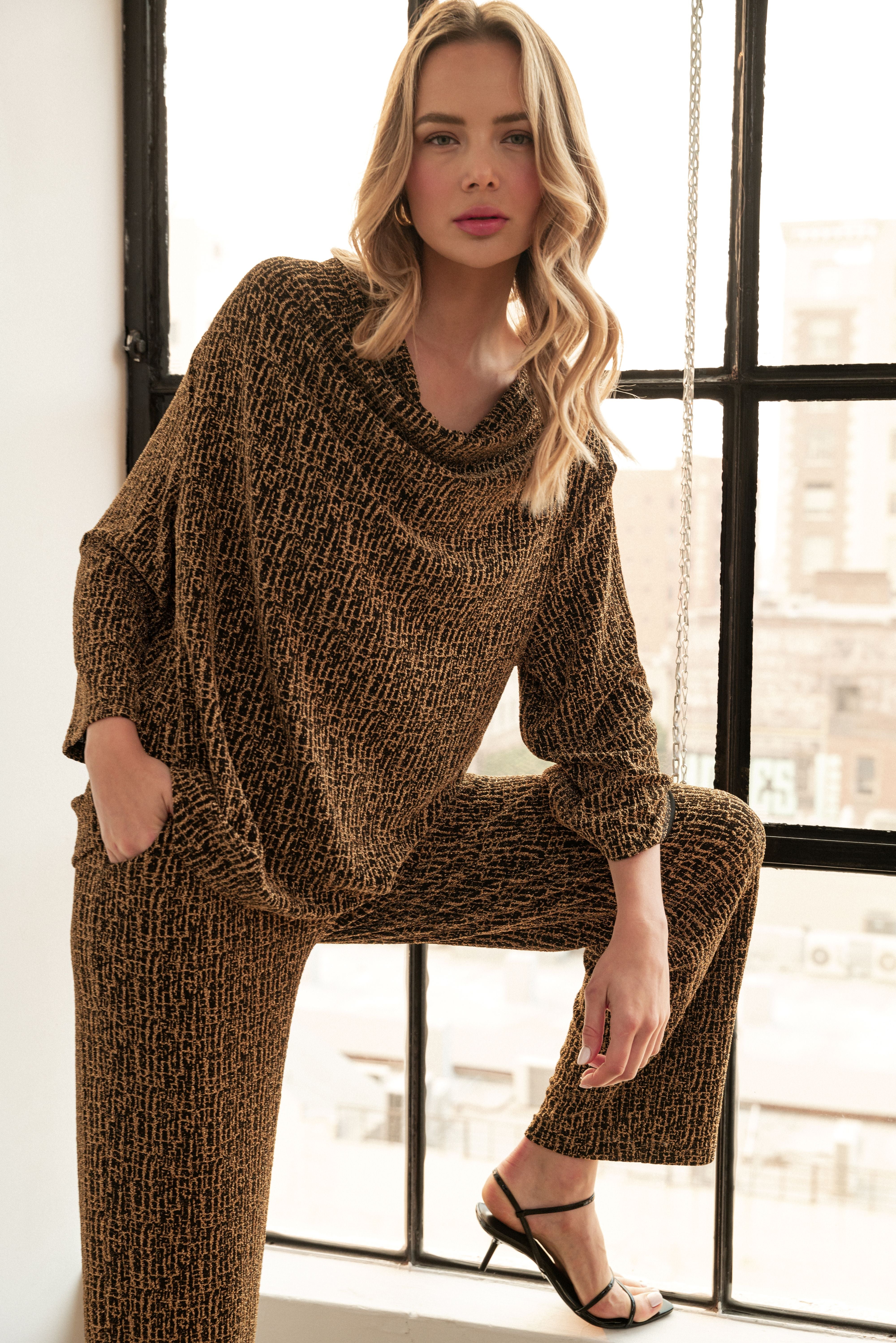 Karla Two Tone Knit Pant