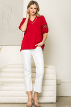 Load image into Gallery viewer, Katrina Pointe Knit Top with Pearls