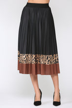 Load image into Gallery viewer, Winsley Animal Print Skirt