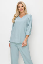 Load image into Gallery viewer, Rori Pointe Knit Top