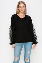 Load image into Gallery viewer, Rainy Pointe Knit Lace Top