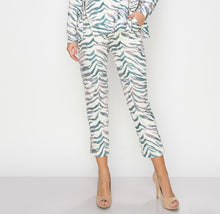 Load image into Gallery viewer, Kalea Zebra Print Pant
