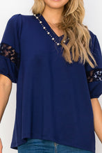 Load image into Gallery viewer, Katrina Pointe Knit Top with Pearls