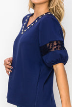 Load image into Gallery viewer, Katrina Pointe Knit Top with Pearls