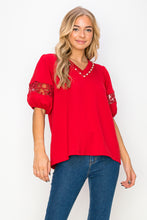 Load image into Gallery viewer, Katrina Pointe Knit Top with Pearls