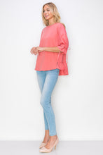 Load image into Gallery viewer, Reida Pointe Knit Top