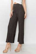 Load image into Gallery viewer, Selie Knitted Ribbed Pant
