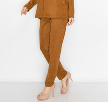 Load image into Gallery viewer, Annelise Stretch Suede Pant