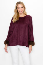 Load image into Gallery viewer, Anabelle Suede Top with Faux Fur