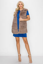 Load image into Gallery viewer, Joan Fur Vest