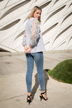 Load image into Gallery viewer, Reia Pointe Knit with Flower Lace